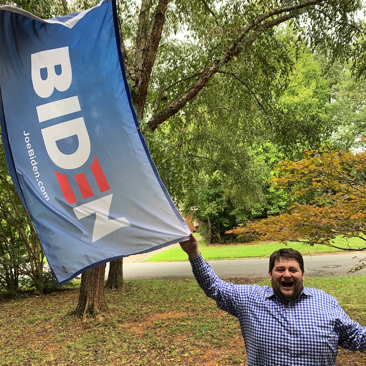choosesam's tweet photo. New flag, y’all! #FlyinWithBiden https://t.co/CAvQo99jLD