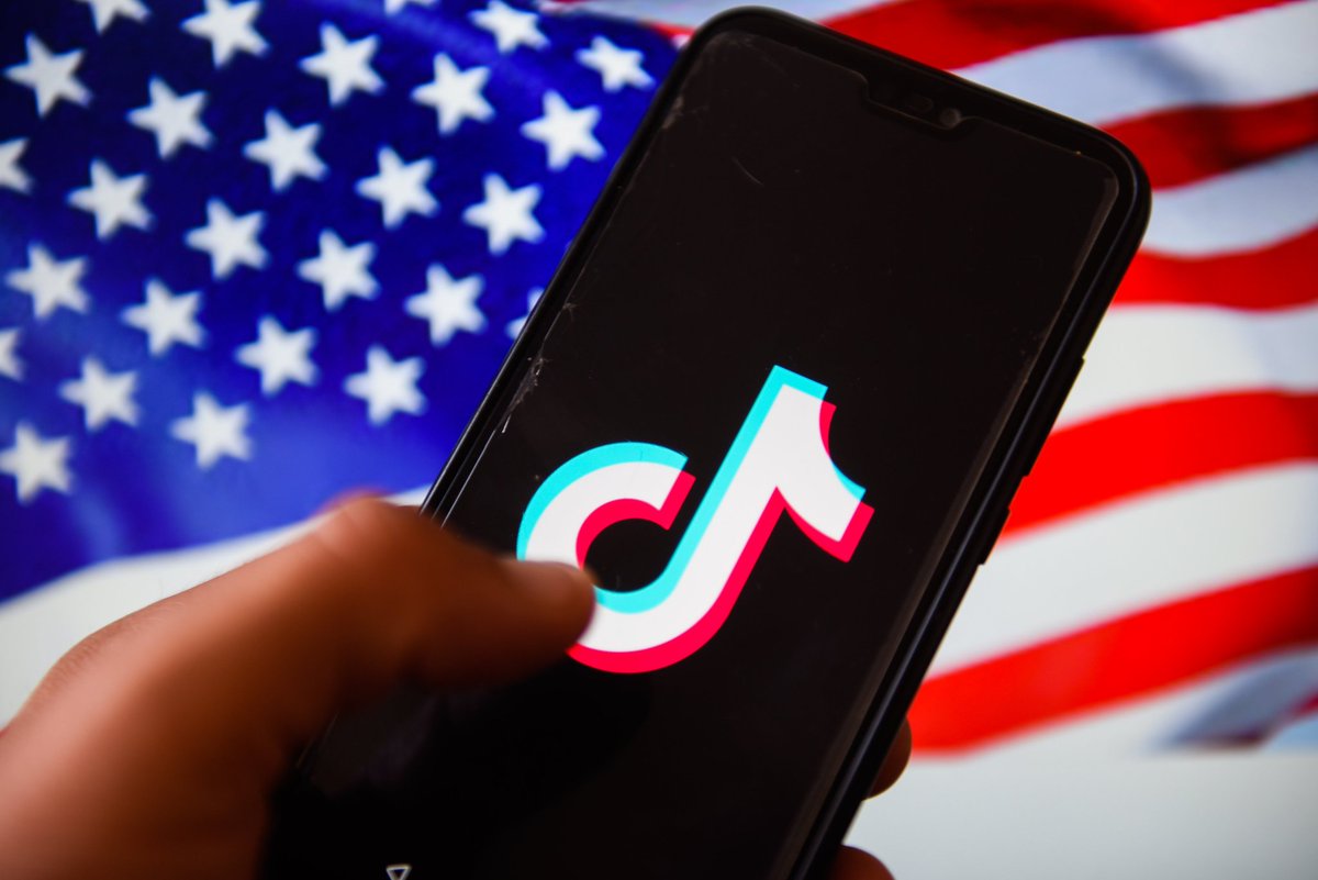 fof_support's tweet photo. TikTok to be banned from US app stores from Sunday https://t.co/JLQNeDzFzS

#TikTokBan #TikTok #WeChatban #WeChat https://t.co/ubPLT2Xfjc