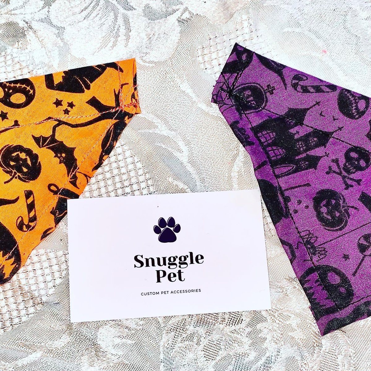 SnugglePets's tweet image. Today’s orders going out to some much loved furbabies.  🥰🐾🐾 
A 4 sided Guinea Pig/small pet Hidey Jungle
A Corner Guinea Pig/small pet hidey jungle 
2 kitten/cat Halloween bandanas. 
🥰🐾🐾
@GoodVetPetGuide   @TheGoodDogGuide  @FreeFurFun