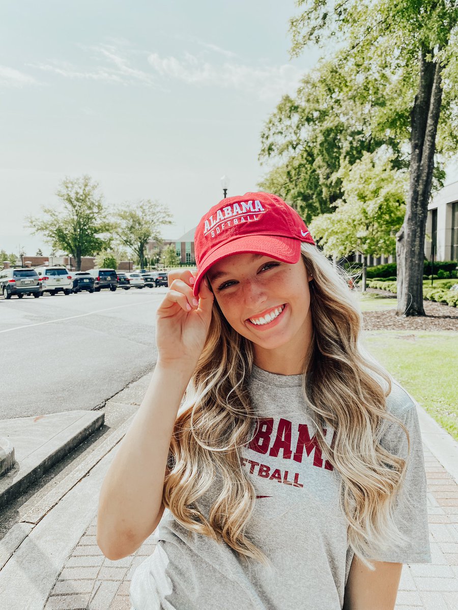 larissa_preuitt's tweet image. Roll Tide!! @BhmBolts99 @Thunderbolts04 @rickcowan68