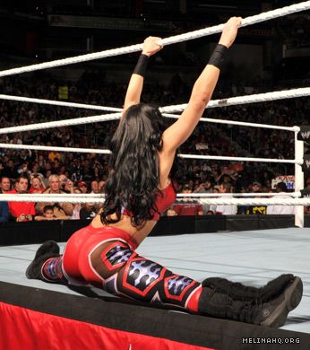 So apparently Melina is returning to WWE, i can't wait to see this ico...