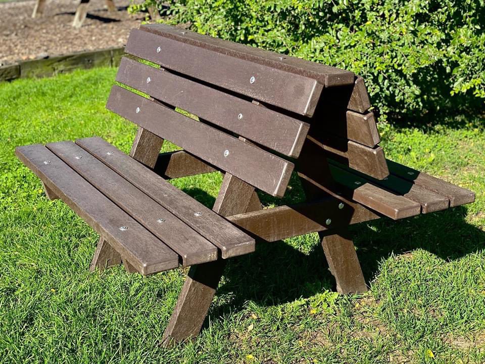 What do you think of this <a href="/MyFaveBench/">My Favourite Bench</a> our new recycled plastic double bench ?