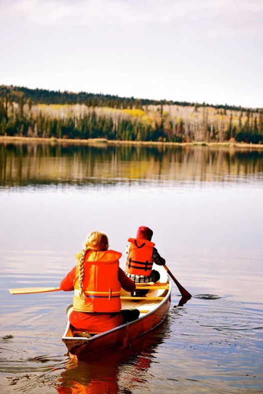 Calling all canoe 🛶 trippers!

Today we are looking back at your favourite summer paddle adventures and getting tips for fun fall canoe/camping destinations in Sask. 

Do you have a good paddling story to share?

Call 1-800-716-2221 between 12-1
<a href="/PrairieSummit/">Prairie Summit Shop</a>