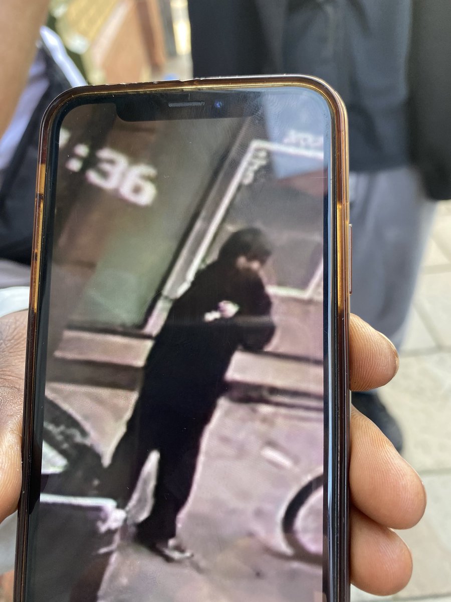 RareLiverpool's tweet photo. One of our poor students just had his bike stolen from outside college! This kid works EVERY hour God sends outside of training to support himself and has just lost his only means of transport!!! 😡 Please share and try and find his bike that he saved up to buy 🙏🏻 https://t.co/vuYfOQnMrR