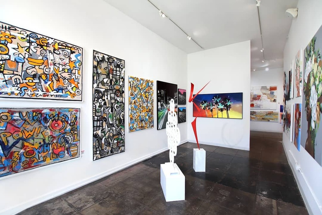 Bright Celebration into the weekend and the new year!

Featuring artwork by Jonas Fisch, Pete Kasprzak, Granville Beals, Marko Kratohvil, Greet Helsen and Sally K

#roshhashana #weekend #art #artwork #artgallery #buyart #laartgallery #visitus #artofinstagram #artoftheday #la…