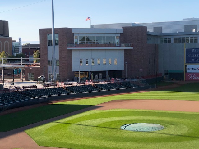 erie_seawolves's tweet photo. Have a #HowlinGood weekend, my good people. https://t.co/gewrhWZppf
