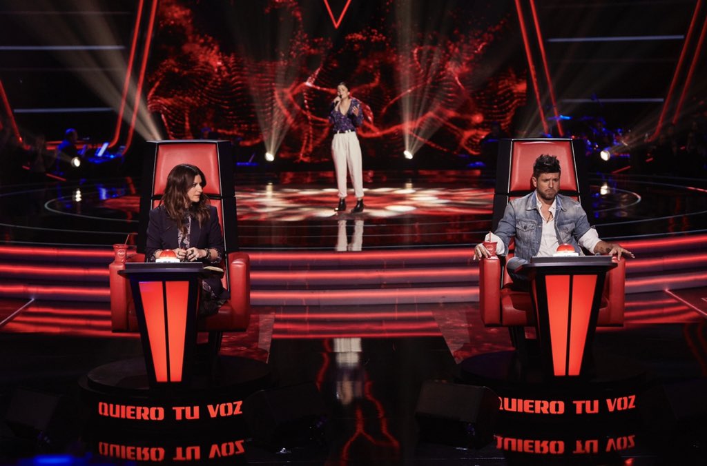 LauraPausini's tweet photo. @PabloLopezMusic ella ha regresado para conquistarte a ti !!#mariacortes
#lavoz
#lavozaudiciones2
#lavozantena3
#equipolaura https://t.co/tAFRQVtkbw