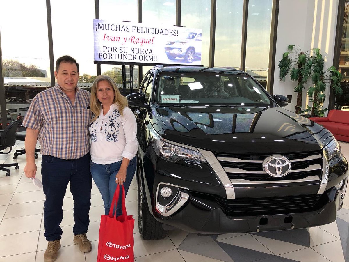 stevenbrica's tweet photo. Muchas Felicidades señor Ivan y señora Raquel!!! Gracias por elegirnos una vez más, y por la confianza. Que disfruten de su nueva Fortuner!!
#toyota #toyotapy #fortuner #asesortoyotoshi #steven #asuncion #paraguay🇵🇾 https://t.co/tLqUdG4hwA