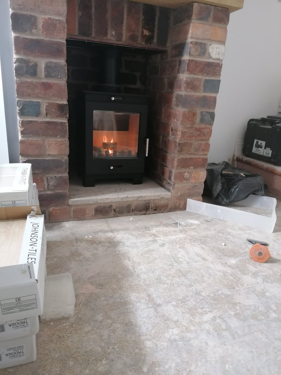 So today I fired up me log burner for the first time 😍😍😍😍