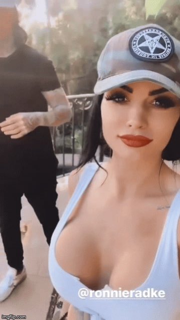 Wwe paige hot photos