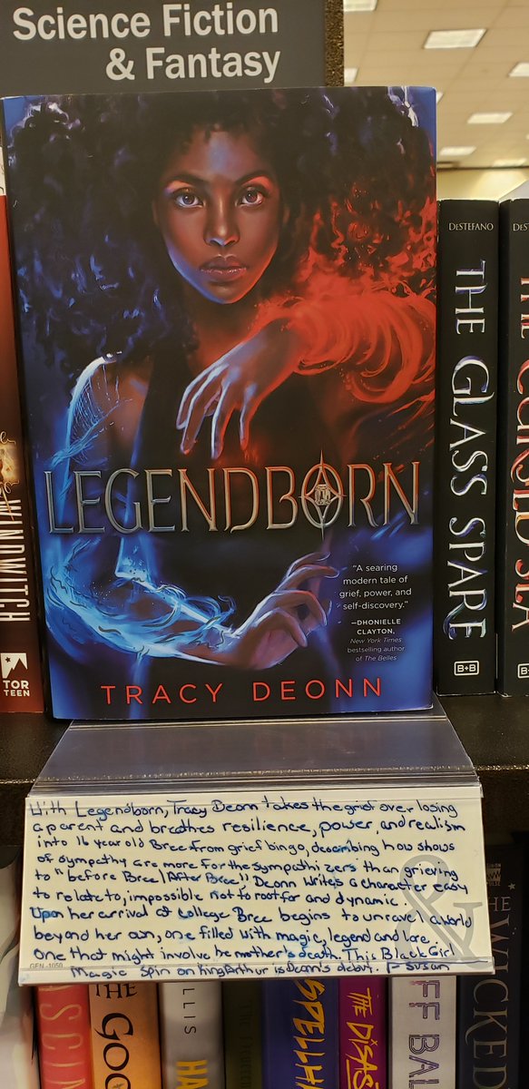 LiteracyBatman's tweet photo. #booksinthewild #legendborn #throwingbooks @tracydeonn https://t.co/dXxXRGFvk0