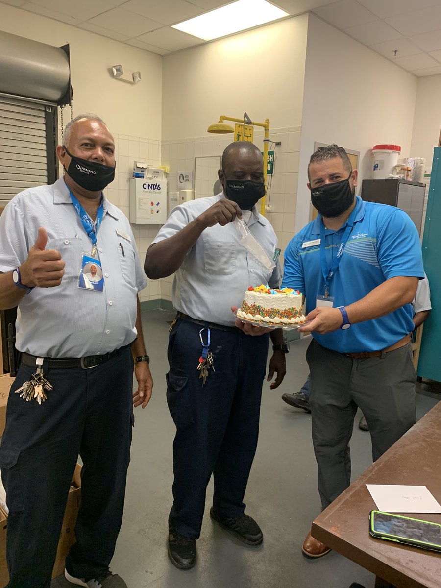 Happy birthday to Joseph enjoy your day. @diamondelitestatus @DiamondCareers @GarciaResorts @cypresspointe @lloduca @hanstapout @Julissa7777 @JoseDia83990381 @RicJimDR