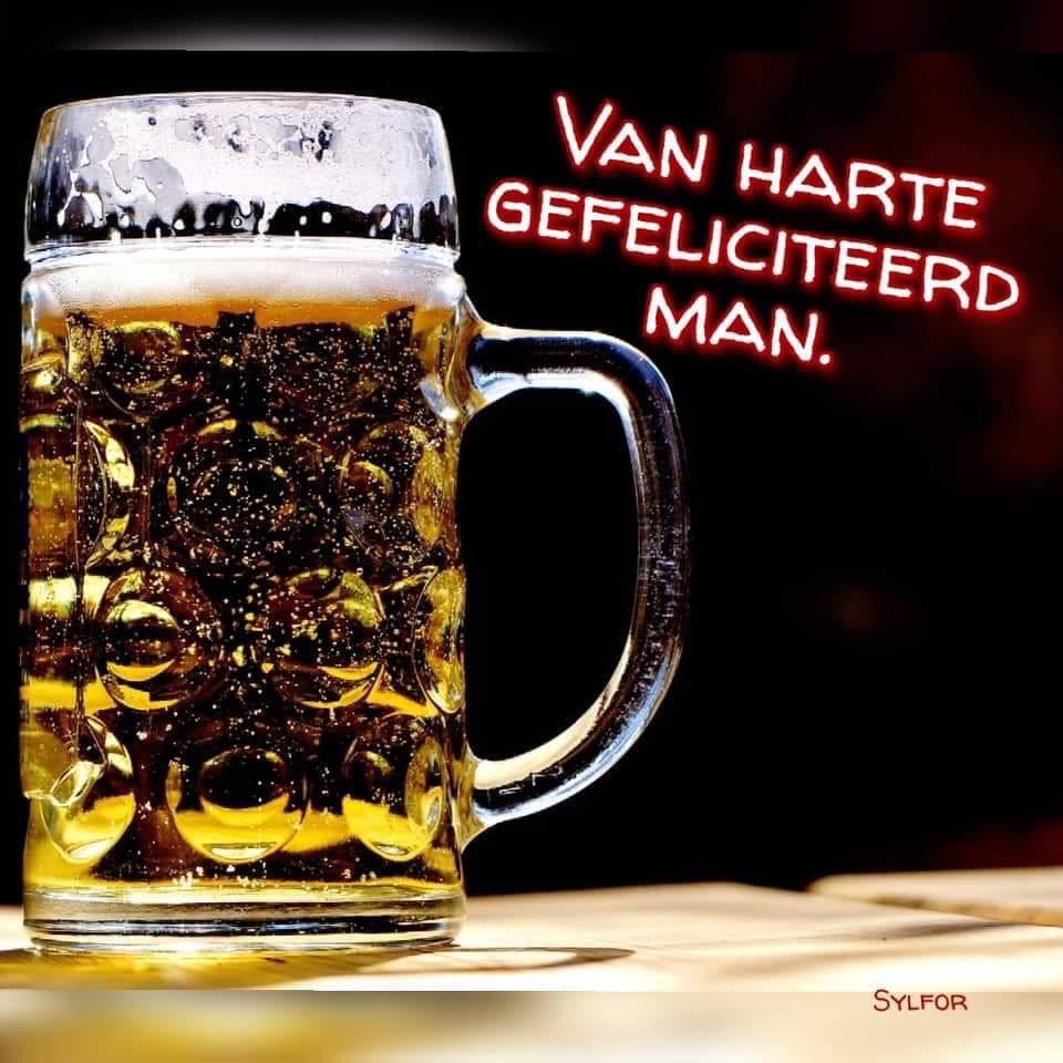 vuureiland's tweet photo. @GoofyAquaVideo @HagueWorld @filmhuisdenhaag @SpanjeNederland @SpainFilm Gefeliciteerd maat https://t.co/rVSOHP5KTr