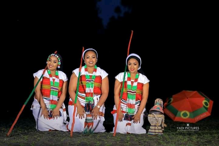 Robsi_101's tweet photo. My Oromo's historical day #Thanksgiving_Day
#QarreePower
#BuliQarreekoo
#Irreechaa2020 is loading... https://t.co/2hMyBhQdPs