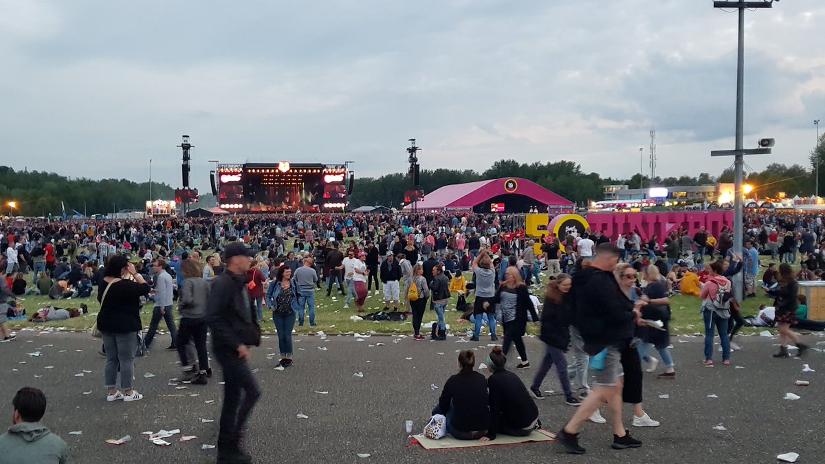 dedleff's tweet image. #Pinkpop mis dit, hoe erg zal Jan dit missen.