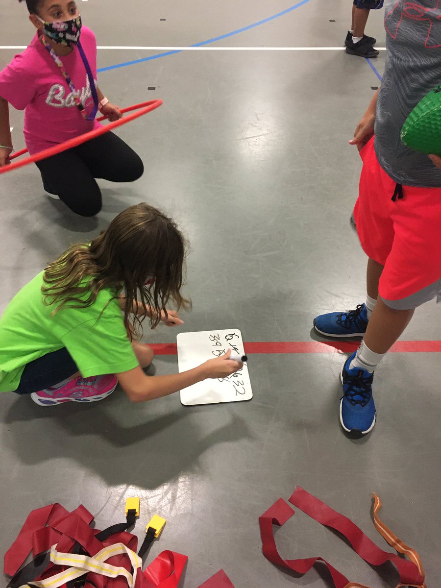 Students love incorporating math in PE. Getting those points!! <a href="/HewittElem/">Hewitt Elementary</a> <a href="/MidwayISD/">Midway ISD</a>