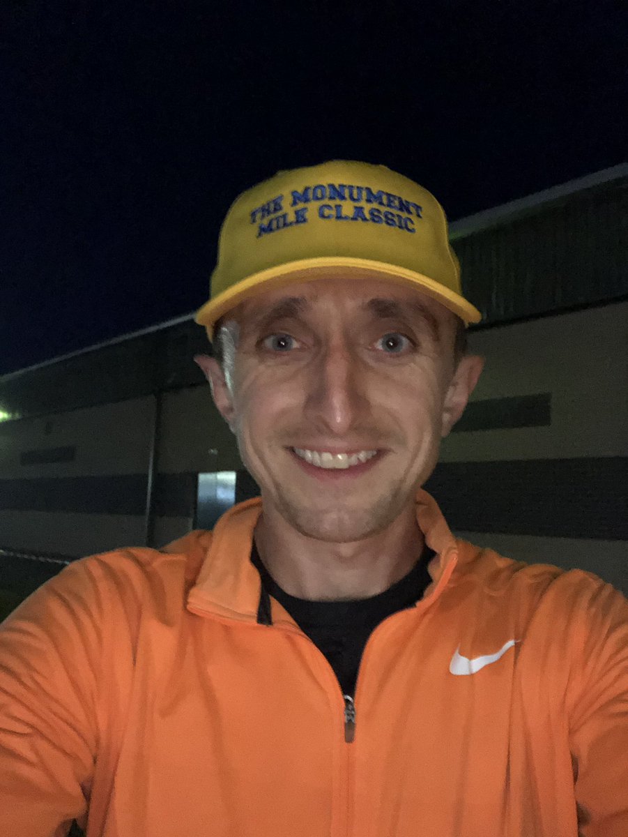 MylesEdwards's tweet photo. Chuffed to be pacemaking & that the @MileClassic cap fits my head🤣
#MonumentMile https://t.co/AtR60V7o3l