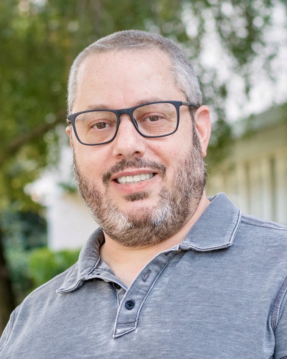 Congratulations to #SJSU #LurieCollege faculty Jason Laker, who has been named the new editor of the Journal of @mens_studies. Read the interview with Jason at mensstudies.org/Newsletters 💙💛
