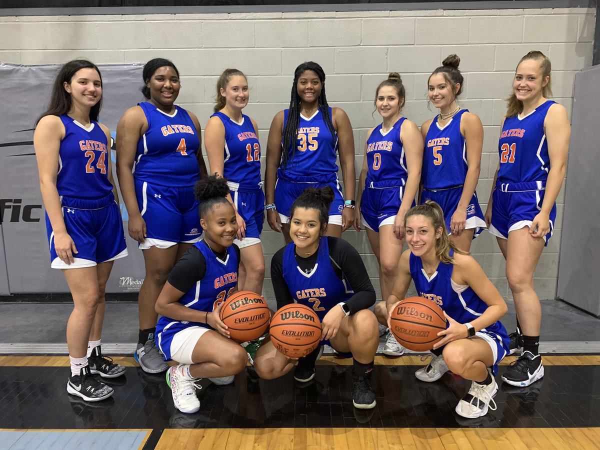 LadyGatersBB's tweet photo. 🗣Calling all College Coaches: 
Check out the U17 Greensboro Lady Gaters this weekend @LBI_Carolina Fall Finale at Upward Star Center, Spartanburg, SC. Or you can live stream on PlaySight. Download the app or watch online. Many recruitable 21’s and 22’s still available! 🐊🏀 https://t.co/fVKU9EBcdw