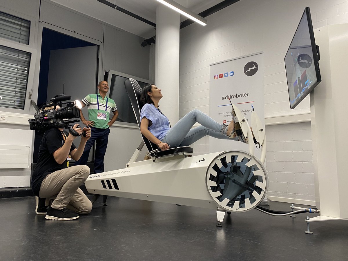 cybermax's tweet image. ⁦@TanyaOnAir⁩ decompressing her brain with the #ddrobotec #systempro ⁦@hackzurich⁩