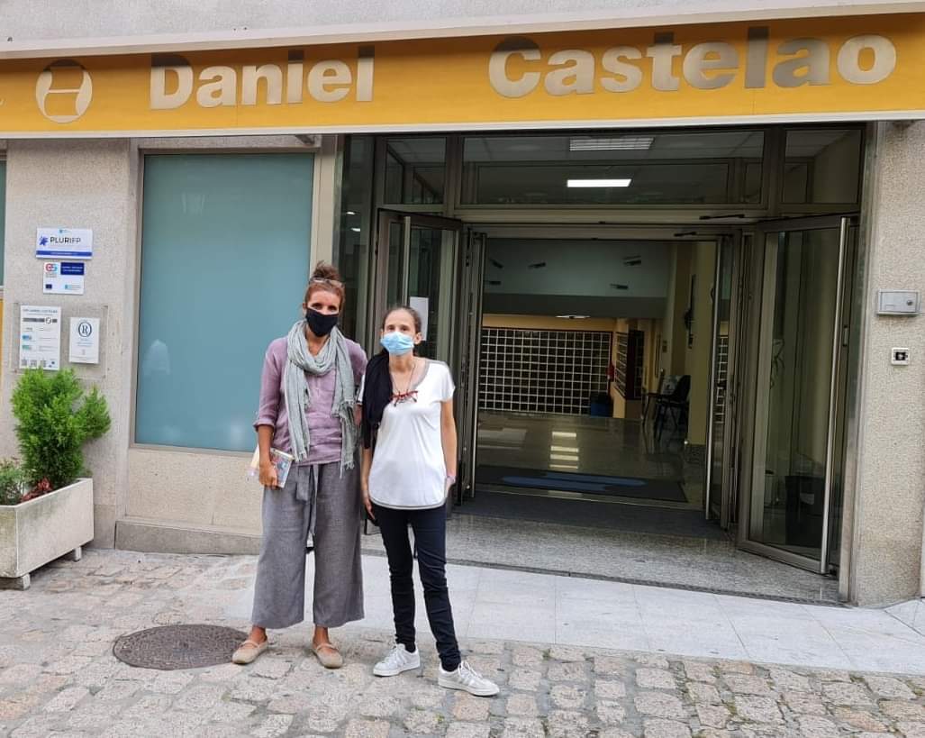 AsTEAVi's tweet photo. Moi agradecidos ao @cfpdcastelao e ao seu equipo directivo, a Patricia Canabal, do departamento de orientación, e ao claustro de profesores.
Grazas pola vosa implicación e maila vosa participación activa durante toda a xornada. 
Este será un ano académico moito máis inclusivo!!! https://t.co/clhHrQH0Mc