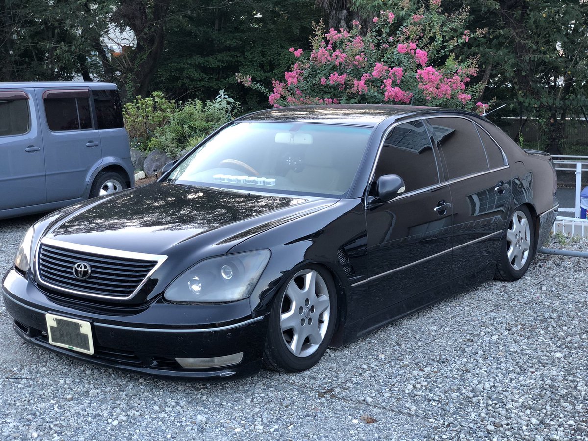 TaigaMinto's tweet photo. セルシオ盗難されました
東京都八王子市からです
9月18日19時から19日夜中3時までの間です
見かけたよとか言う方いましたら
連絡いただけるとありがたいです
#拡散希望 https://t.co/1ClZwJhWsz