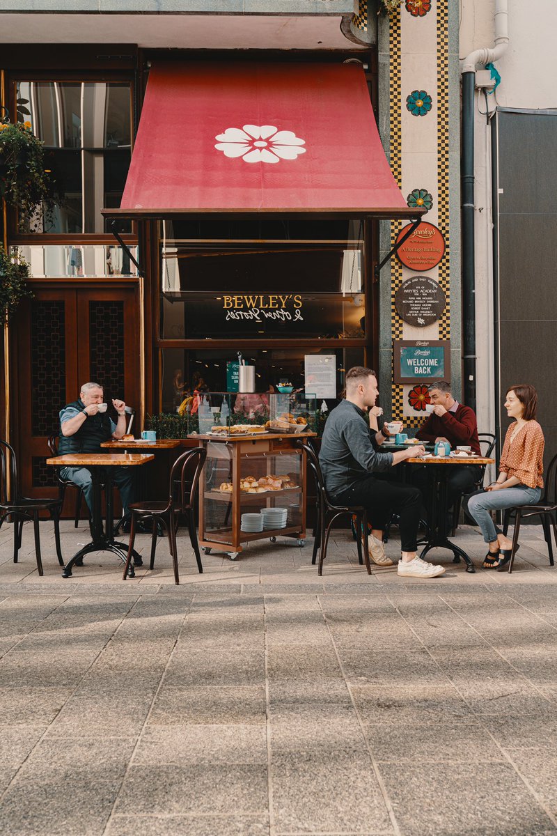 Bewley's Café Grafton Street tweet media