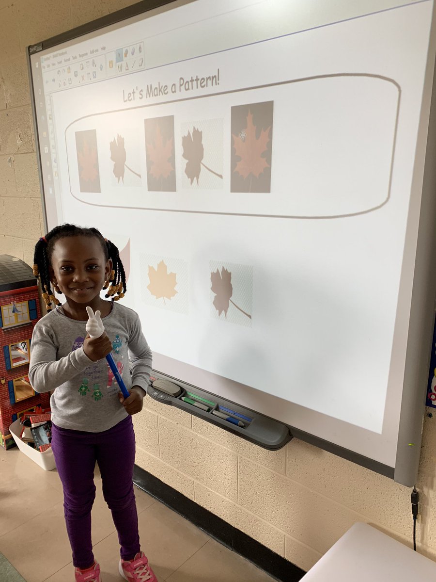 KehoeMs's tweet photo. Today we began learning about patterns! #fallpatterns #math #littlelearners @Hazelwood_Elem https://t.co/8Eqn9cWyvw