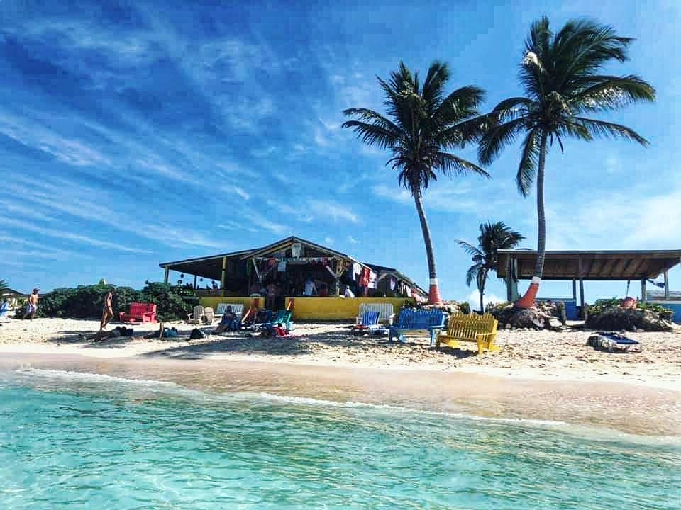 BritishVirginIs's tweet photo. The ideal weekend escape!π΄βοΈπ
Sending all of you lots of sun, sand and sea for the weekend! (Virtually of course π)
πΈ: splntrcell (IG) via @BeachBarBums
#bvi #britishvirginislands #anegada #beachlife #tgif #weekendsinparadise #caribbeanlife #caribbean #ourbvi π΄βοΈπ https://t.co/eg2US147Wz