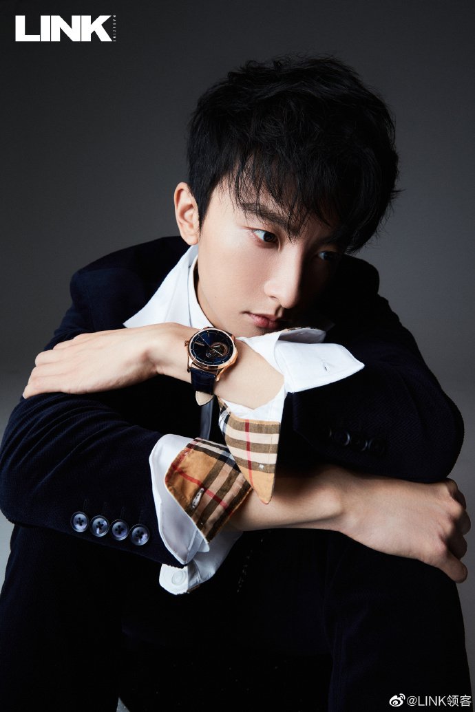 dramaskfan's tweet photo. #NiuJunfeng para Link Magazine - Outono 2020.
#BattleOfChangsha #LoveO2O #TheBrightestStarInTheSky #YourHighnessTheClassMonitor #cdrama #dorama https://t.co/LvIX1SB3NE