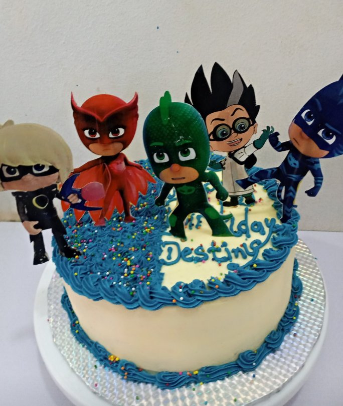 realfisis's tweet photo. #boybirthdaycake
#Pjmaskcake
#foodies
#Lagosbaker https://t.co/uto1RJNnnR
