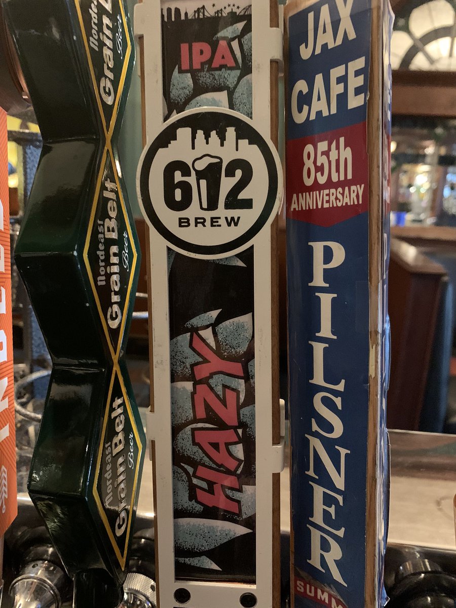 billkozlak's tweet photo. 612 Hazy IPA new to Jax Starting line Up #NEBeer @612Brew @jaxnehsppyhour @JaxCafe @NEMplsChamber https://t.co/ph32hXBNJs