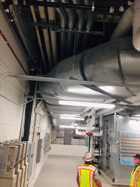 177Local's tweet image. SMART LOCAL 177 recent walk through at the Nashville BNA expansion showing the enormous oval ductwork by Nashville Machine/Ready Duct