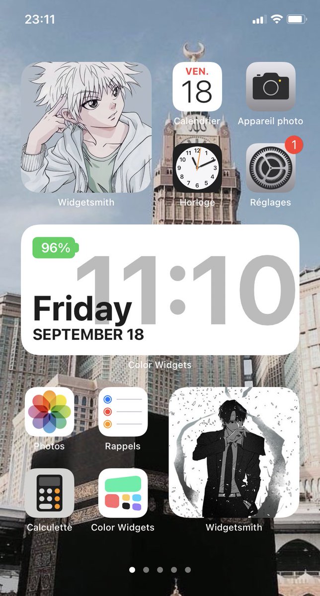 laurasirine_'s tweet image. un travail dure pour en arriver là😎