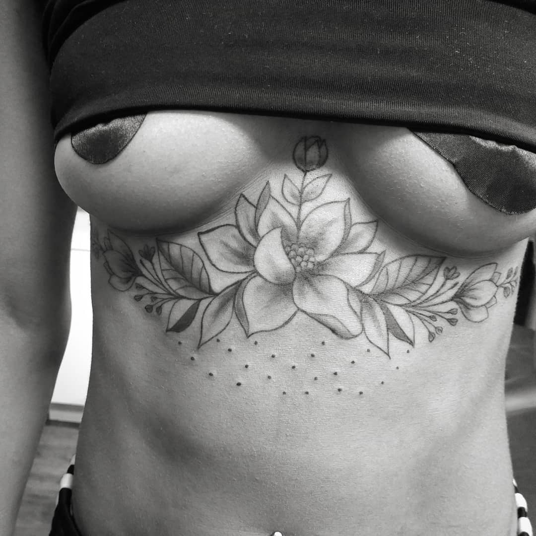 #Ribcage/#underboob #tattoo! Her #firsttattoo and #shesatlikeachamp 👊💕 #yankeedoodlezart #ribcagetattoo #blackandgreytattoo #blackandgraytattoo #underboobtattoo #badass #flowers #flowerstagram #flowertattoo #ribcagetattoo #cute #feminine #nosweat #madeitlookeasy #fistbump