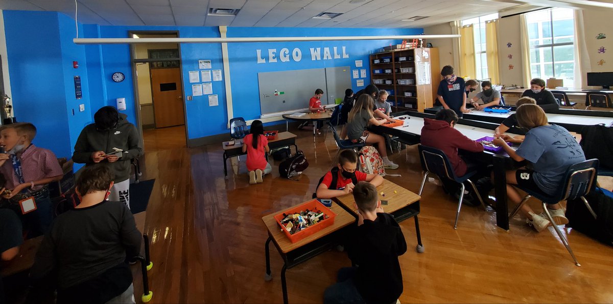 Choice day lego building fun! <a href="/BanderaMiddle/">BanderaMiddle</a> #choicedayfun