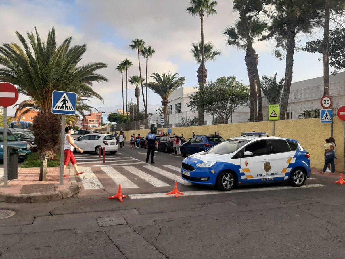 La prioridad sigue siendo parar la propagación de la #COVID19... pero es necesario que todos pongamos de nuestra parte... #EsteVirusLoParamosUnidos https://t.co/PeZflP9aRS
