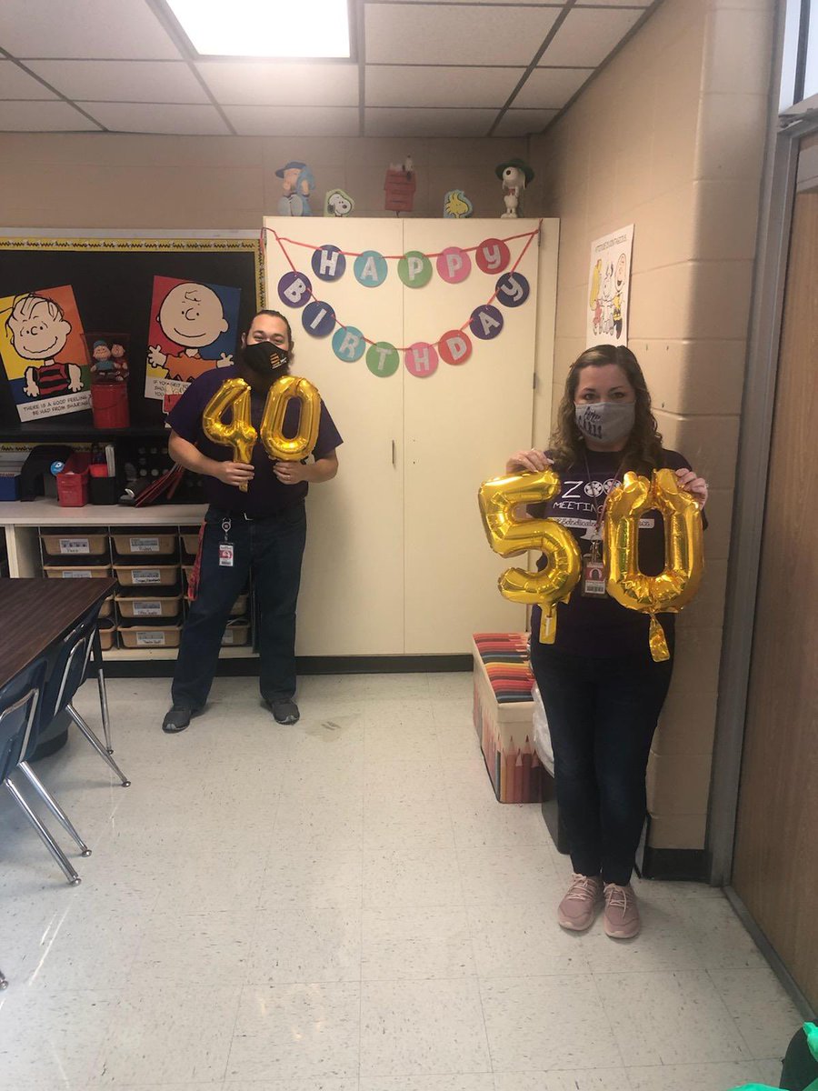 dyslexiajourney's tweet photo. What a beautiful surprise!! 😍Thank you to the awesome 5th grade team!! Love you guys! So happy and blessed for my Parker family! #parkerpower #power2win https://t.co/VYyY1trnVA