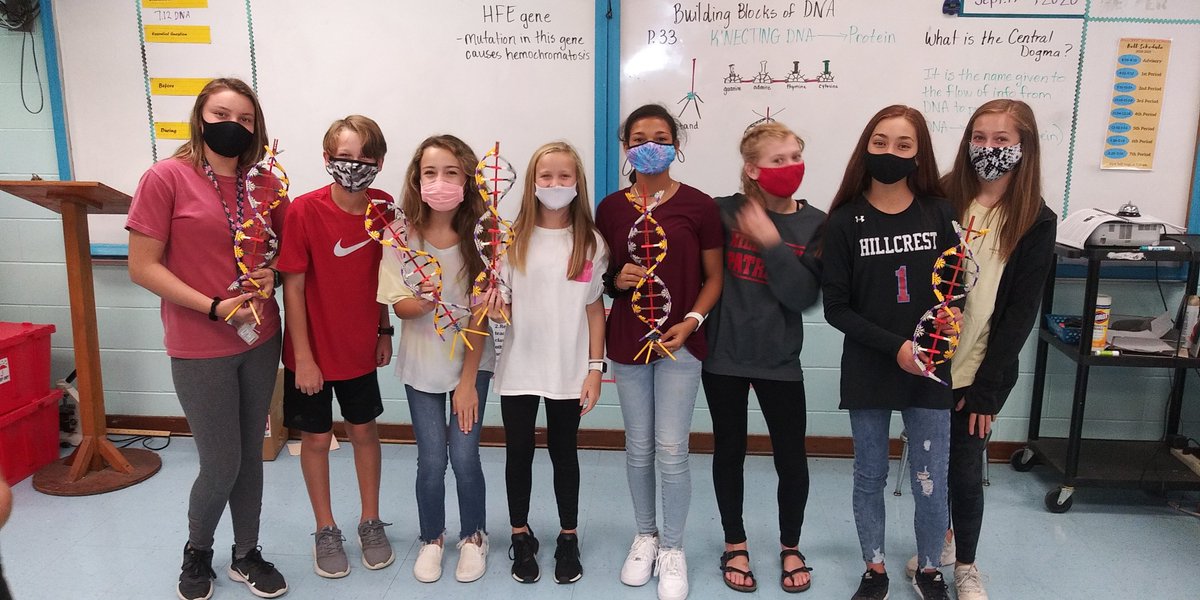 ScienceTerrell's tweet photo. Learning about DNA at #hillcrestmspats! Our 7th graders are really enjoying the activities and grasping the concepts! Thanks #AMSTI https://t.co/OYPhmE3Pcb