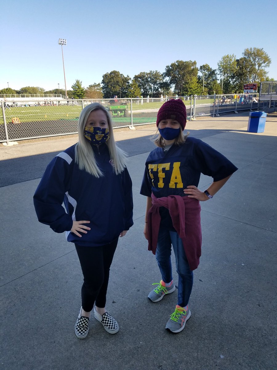 These 2 will be handling the curbside service! Have them fix you up!