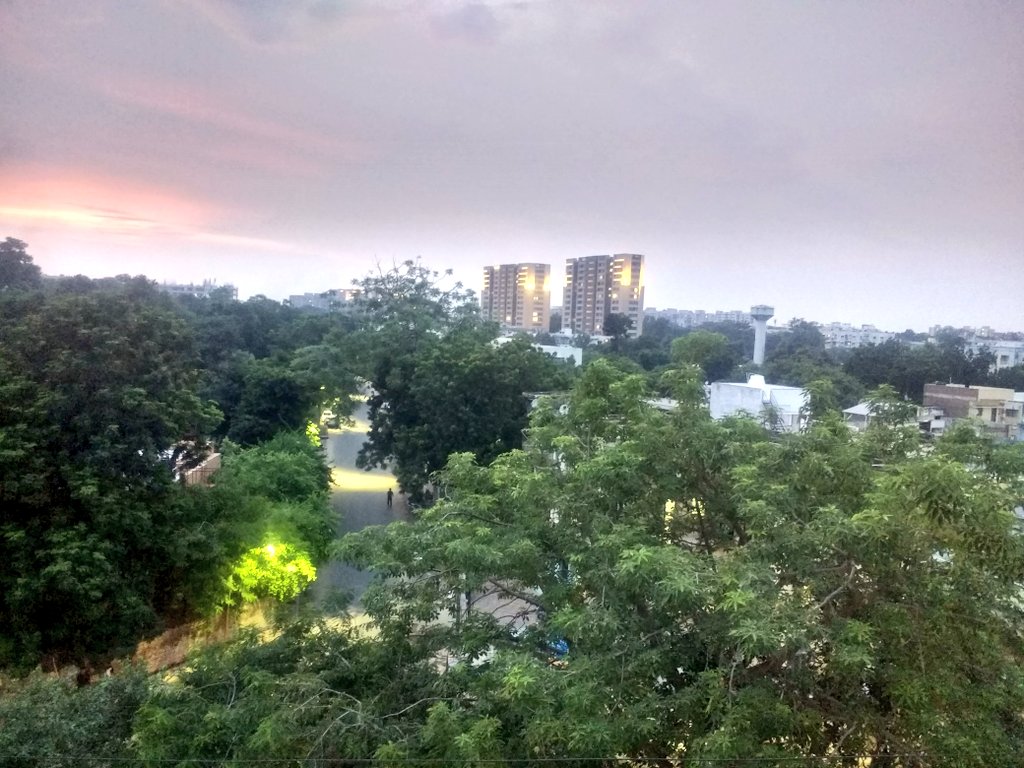 BrijrajsinhVal4's tweet photo. Landscape View From back side of #VISION_LIBRARY #Shahibaug @Ahmedabad
#Beauty_of_nature
#Lighting #Artificial_infrastructure
#NoFiltration
Pic By.:- @BrijrajsinhVal4
@ahmedabadmirror @TOIAhmedabad @Divya_Bhaskar https://t.co/bEVchmsczD