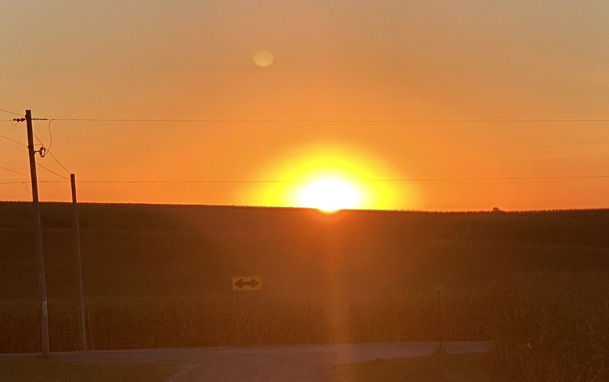 joelthemingway's tweet photo. “I will look this storm in the eye
I won't fear for you're on my side
My first hope, my last word
Now and forever
Let It rain, let it pour, I will sing
All you've ever been is good to me.” 
#RhettWalker #GoodToMe https://t.co/ATtSUJRmix