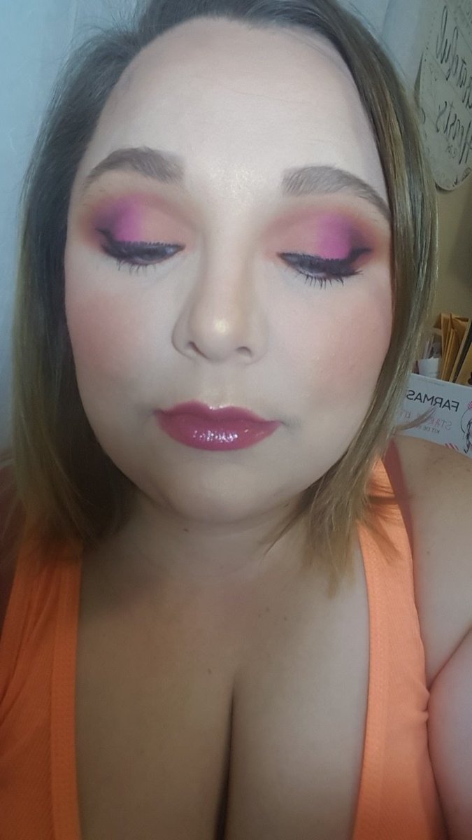 Michell12896406's tweet photo. Boldly Pink
#Pink #Wingliner #Bold #Boldmakeup #FarmasiCCCream #Pinkeyeshadow #Statement #Highlight #Pinklips #Blueeyes #beautyinfluencer https://t.co/tbxoE3aR7e