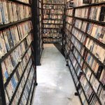 渋谷TSUTAYAに突如VHSコーナーが誕生!デッキのレンタルもやってるぞ!