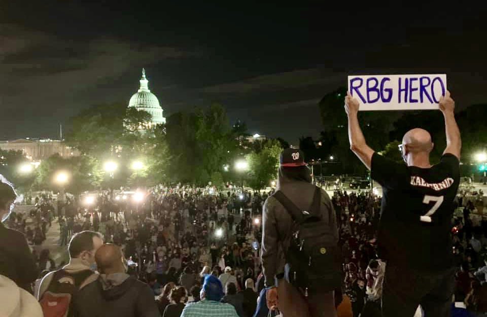 Crowd gathered in front of the Supreme Court building to pay their respects to #RuthBaderGinsburg #RBGforever #RIPRGB #RIPRuthBaderGinsburg Photo from the steps of #SCOTUS by @ApertureDelta
