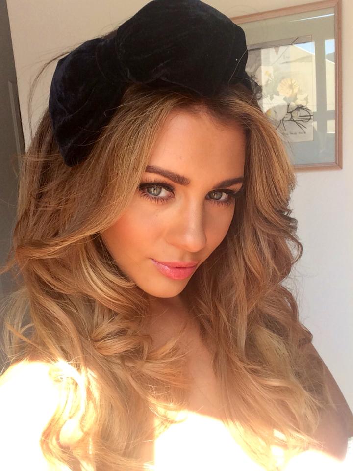 Deborahellsber1's tweet image. 💕♥️💋💋💋No comment