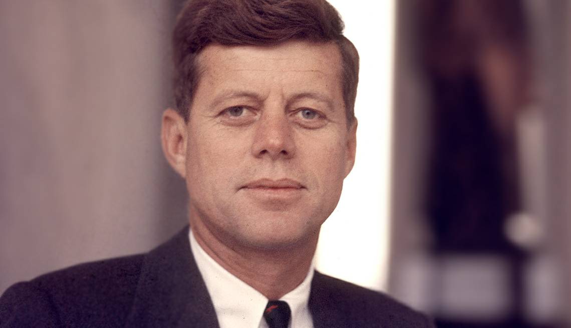 “Perdona a tus enemigos, pero no olvides sus nombres”.
John F. Kennedy
#Fuedicho