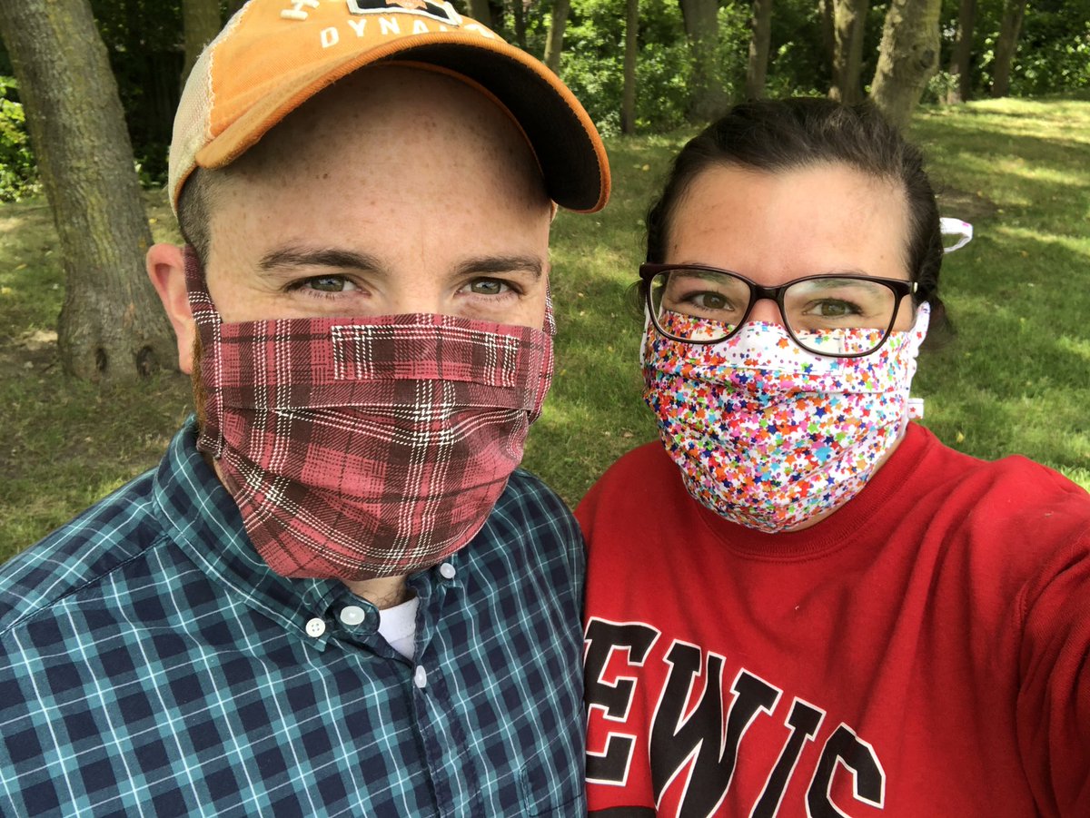 Sporting that Flyer red sweatshirt in today’s glorious weather. #LewisUatHome #FlyerRedFriday <a href="/LewisUniversity/">Lewis University</a>