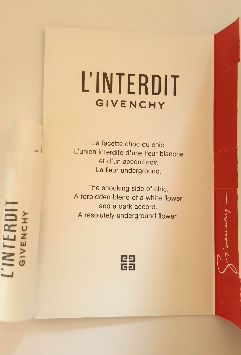 PerfectParfums's tweet image. Name of the Company- Givenchy @ParfumsGivenchy 

The perfume name- l'interdit

What I Like about l'interdit- This scent is young yet sophisticated| crisp but warm.

How I would describe l'interdit- intense woody and earthy notes|
Patchouli

Fact- I'interdit means Forbidden.