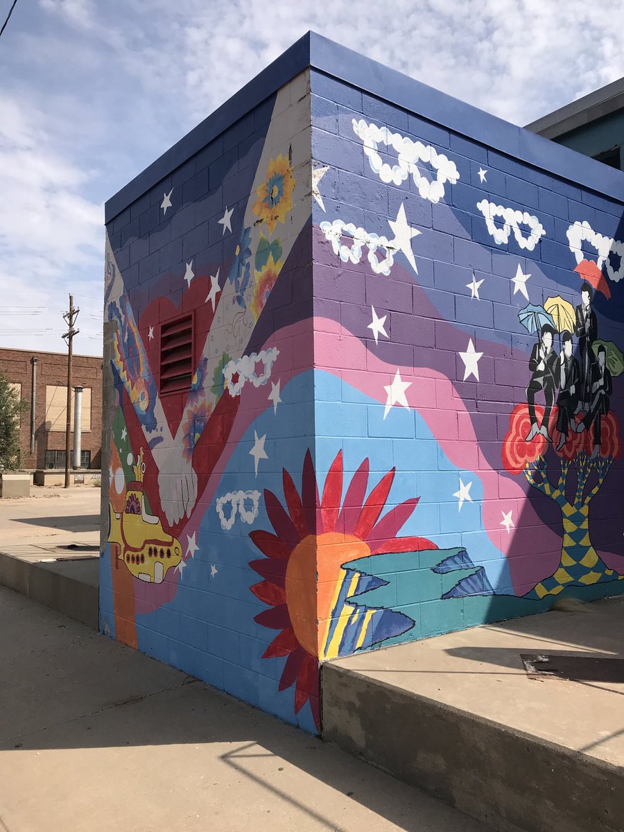sgordonwriter's tweet photo. Art deep in the heart of West Texas. #LiveLoveLubbock https://t.co/PZtTPIuLgF